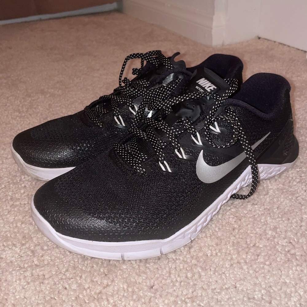 Black Nike Metcon Training Shoes | Women’s size 7.5